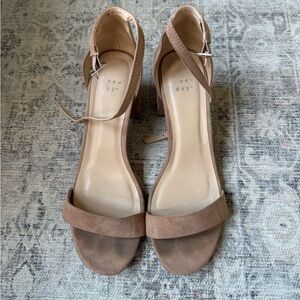A New Day Tan Suede Block Heel 8 Open Toe With Strap And Buckle Closure